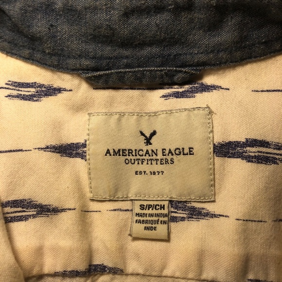 American Eagle Short Sleeve Button-up Shirt 🦅 - Picture 4 of 4